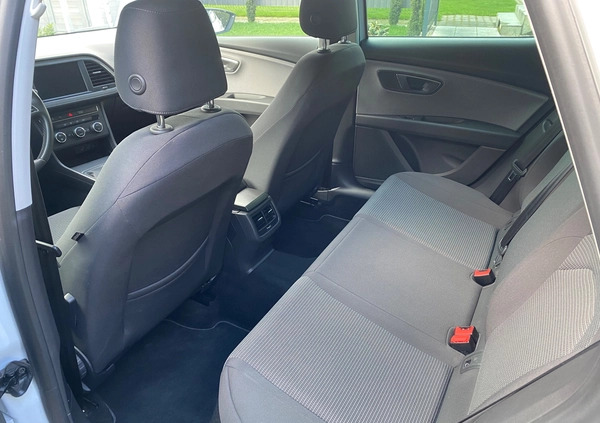Seat Leon cena 58800 przebieg: 65800, rok produkcji 2020 z Biała Podlaska małe 67